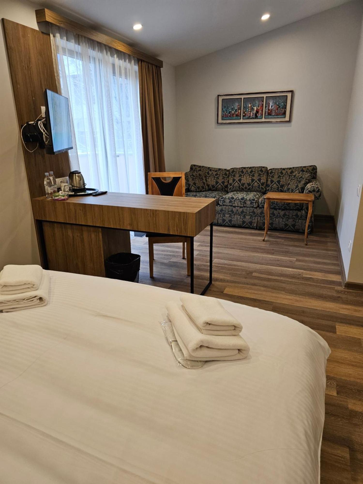 Hotel Avenue 30 Jerevan Eksteriør billede